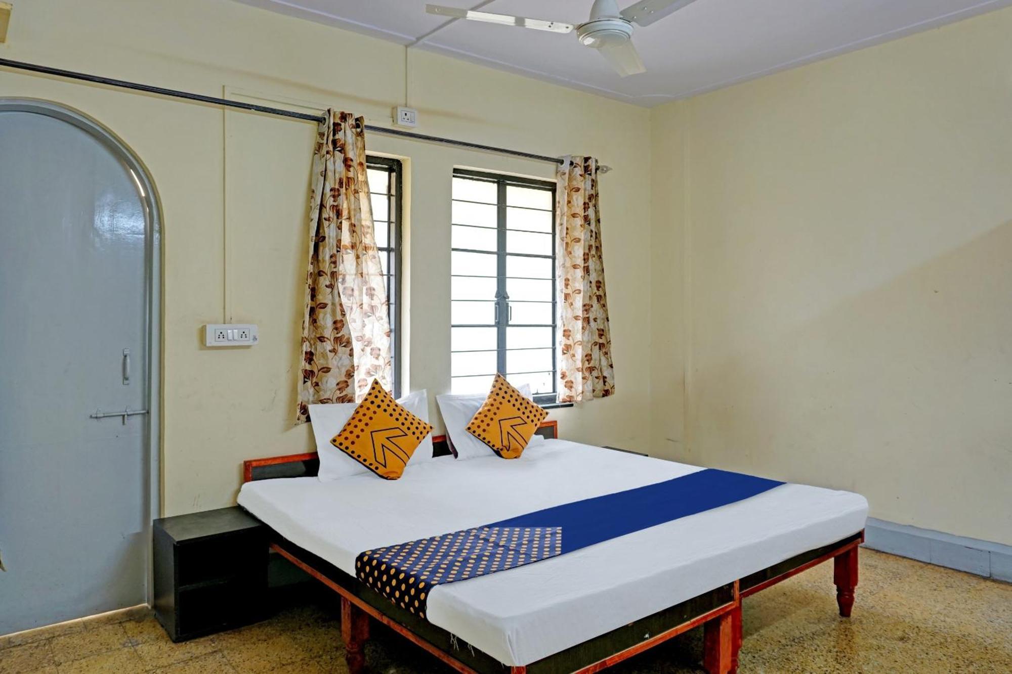 Spot On Hotel Prakash Residency, Near Hanuman Gym Ajmera Colony, Pimpri المظهر الخارجي الصورة
