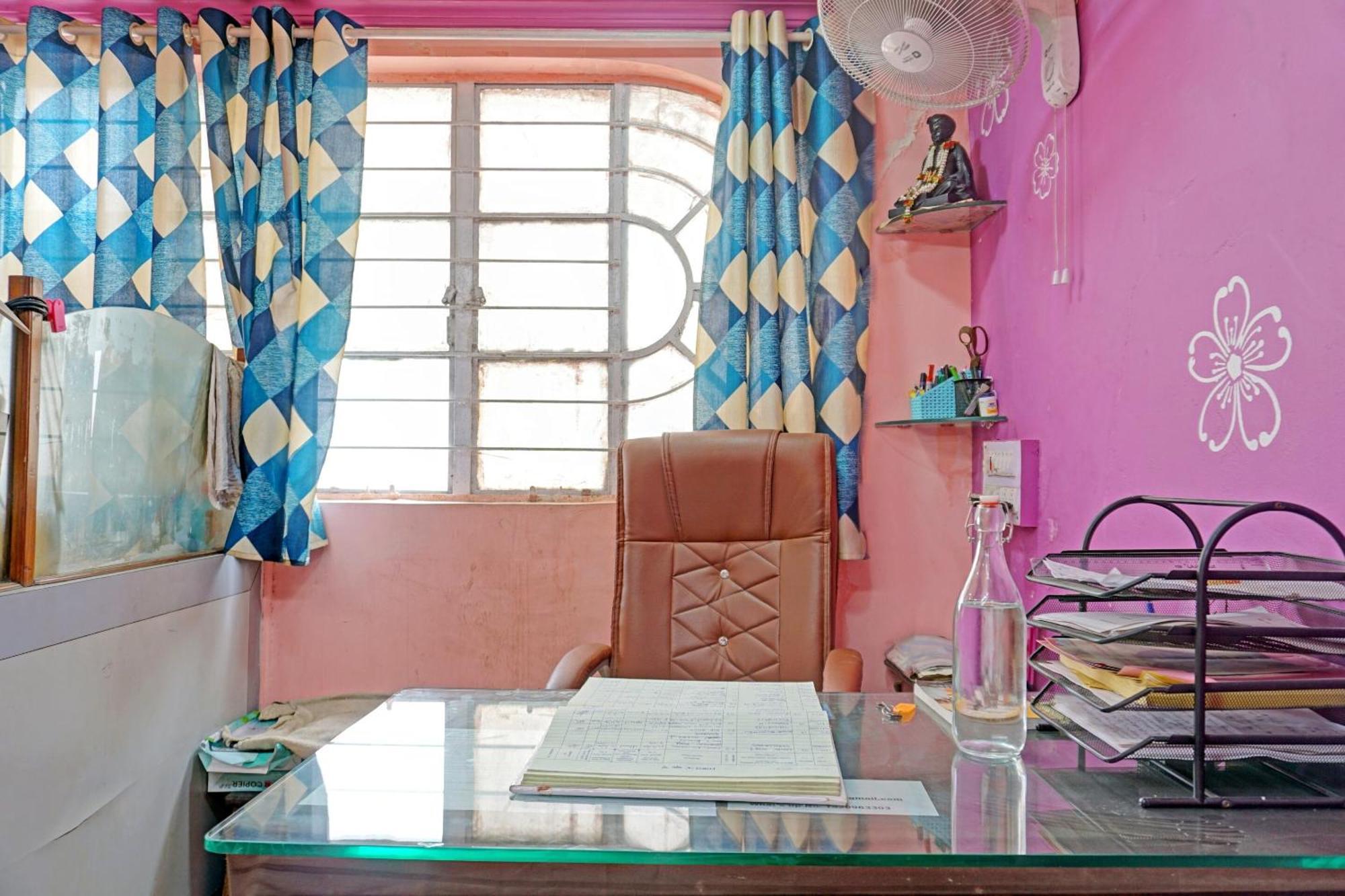 Spot On Hotel Prakash Residency, Near Hanuman Gym Ajmera Colony, Pimpri المظهر الخارجي الصورة