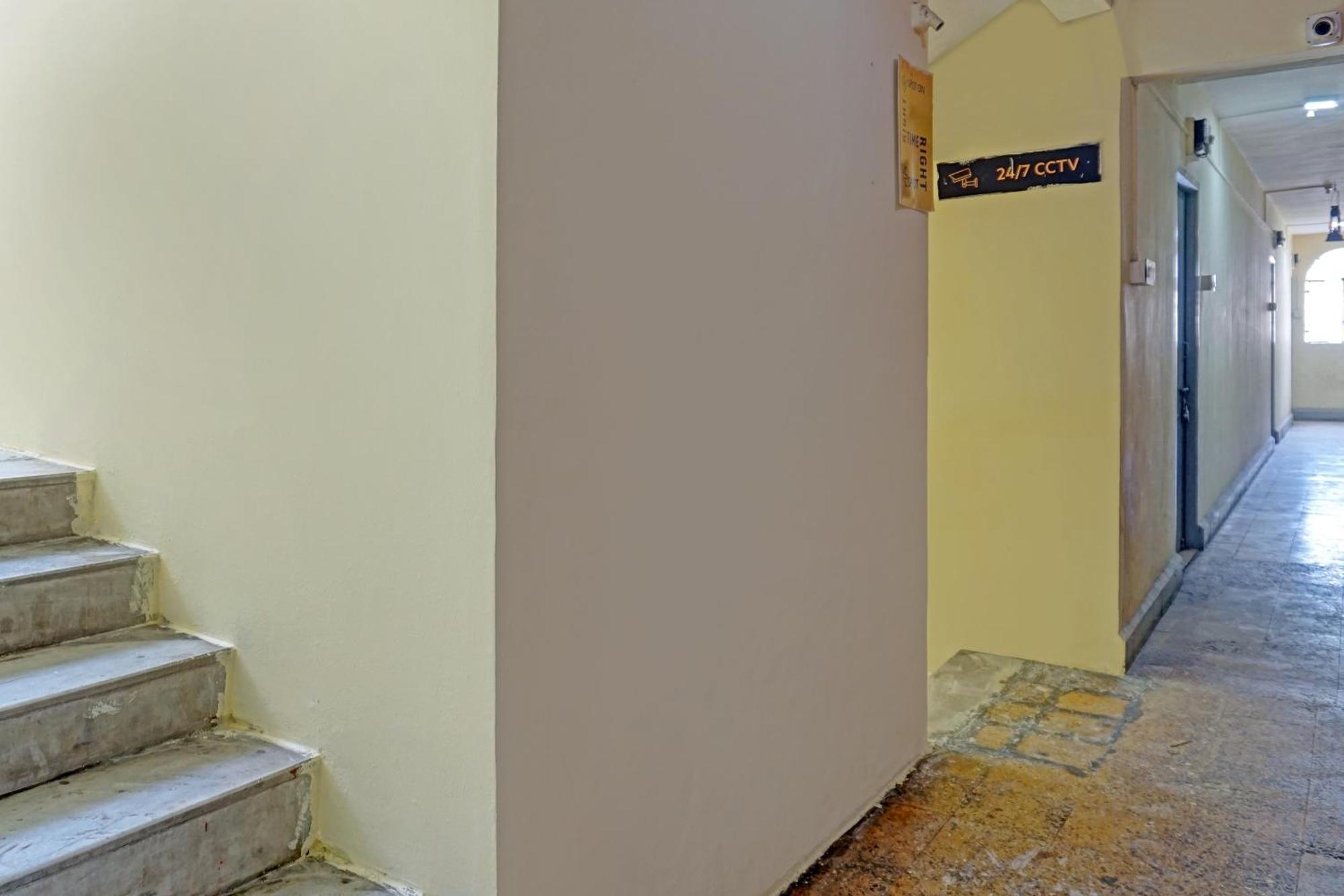 Spot On Hotel Prakash Residency, Near Hanuman Gym Ajmera Colony, Pimpri المظهر الخارجي الصورة