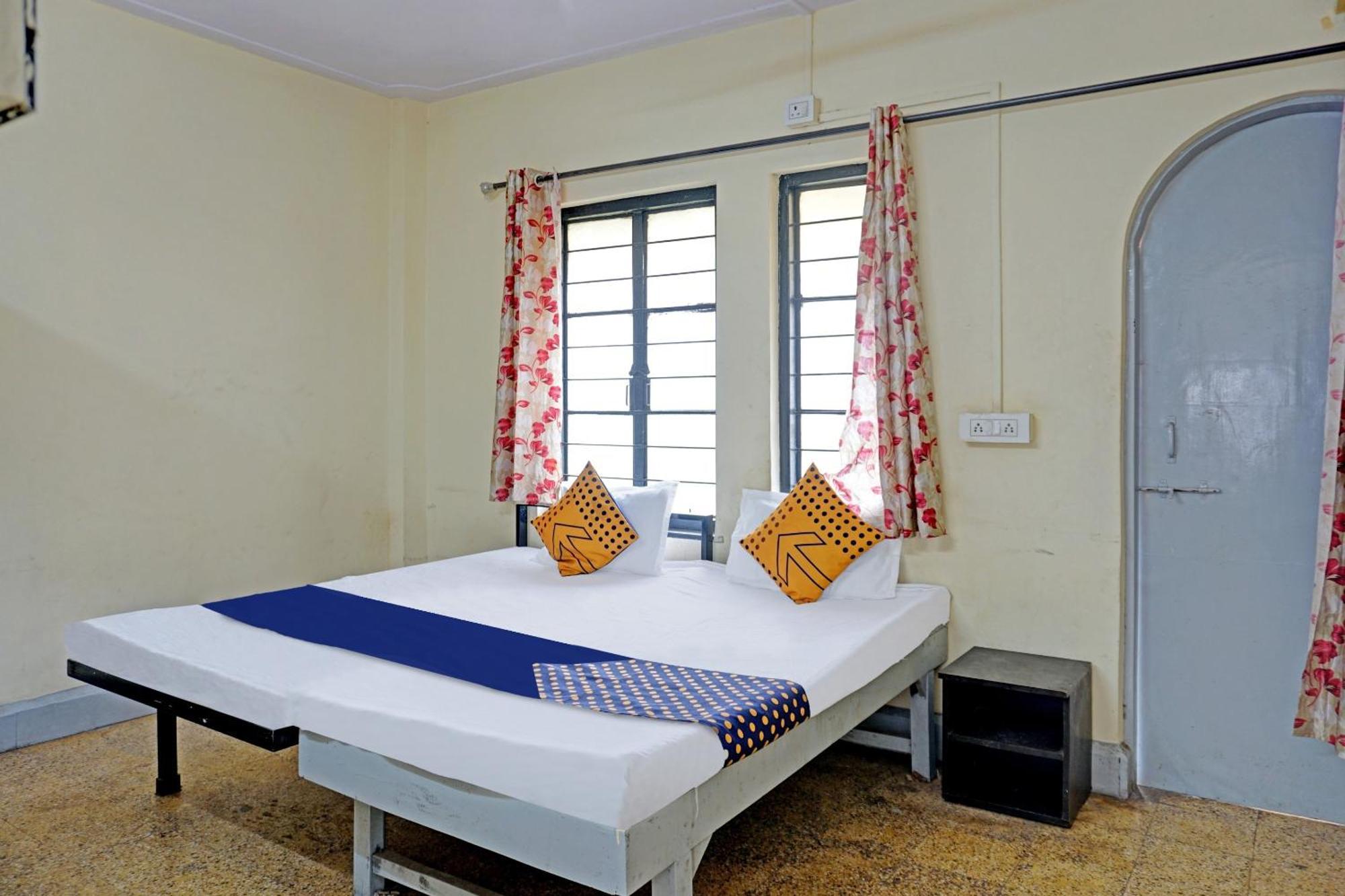 Spot On Hotel Prakash Residency, Near Hanuman Gym Ajmera Colony, Pimpri المظهر الخارجي الصورة