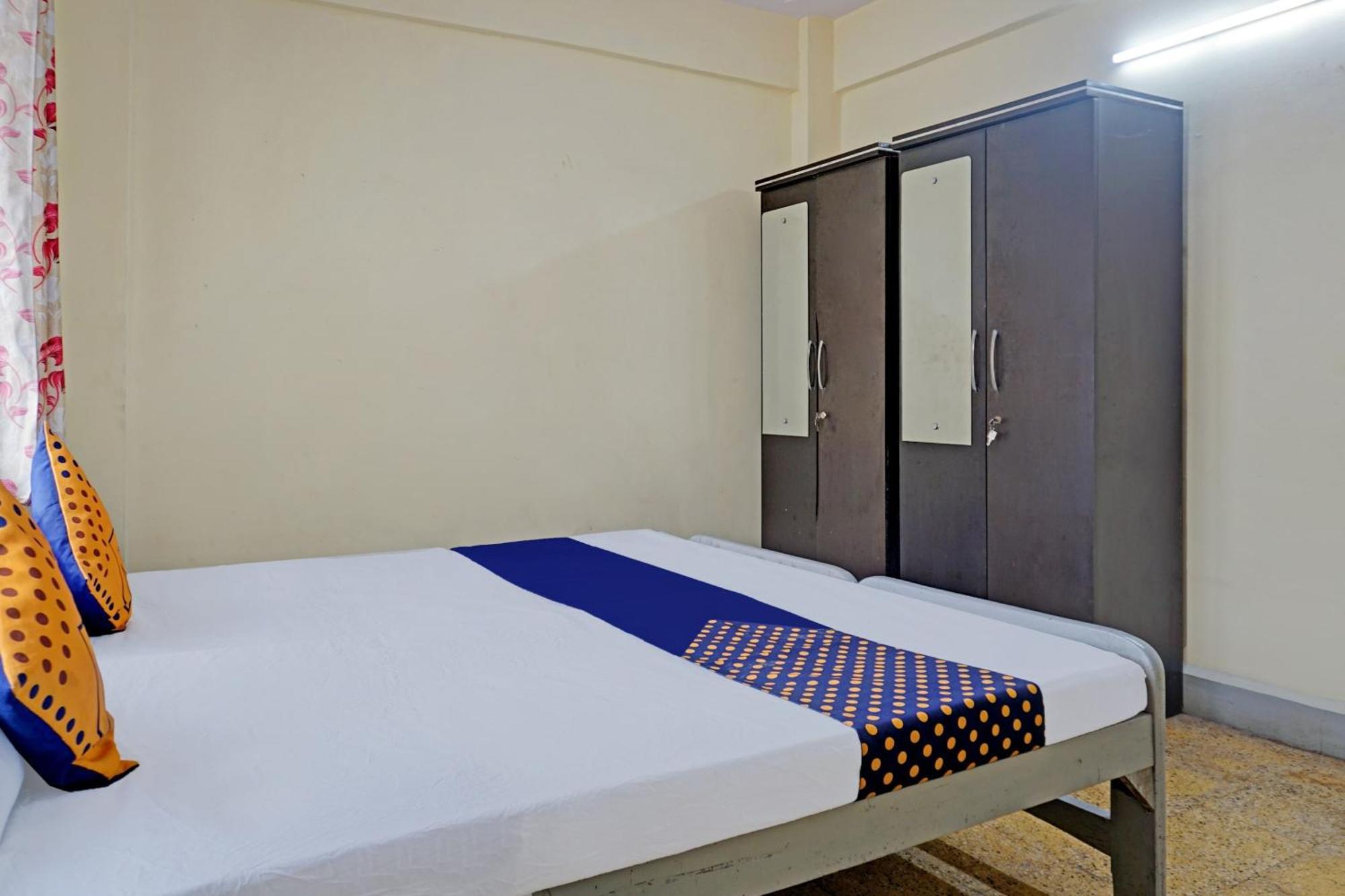 Spot On Hotel Prakash Residency, Near Hanuman Gym Ajmera Colony, Pimpri المظهر الخارجي الصورة